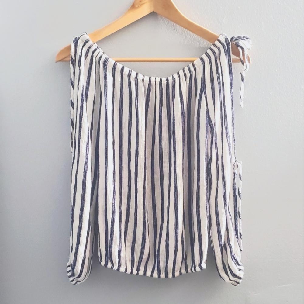 Navy and White Striped Off the Shoulder Long Sleeve Blouse w/ Open Shoulder Ties
